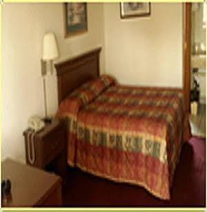 Orient Park East Lake Inn المظهر الخارجي الصورة