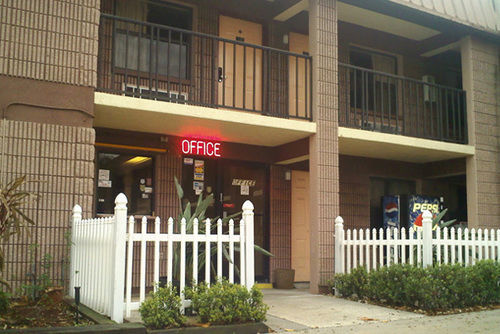 Orient Park East Lake Inn المظهر الخارجي الصورة